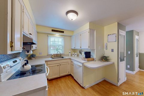 Tiny photo for 7 Old Farms Lane #7, New Milford, CT 06776 (MLS # 24164836)