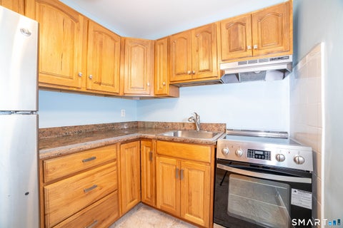 Tiny photo for 637 Cove Road #D5, Stamford, CT 06902 (MLS # 24189334)