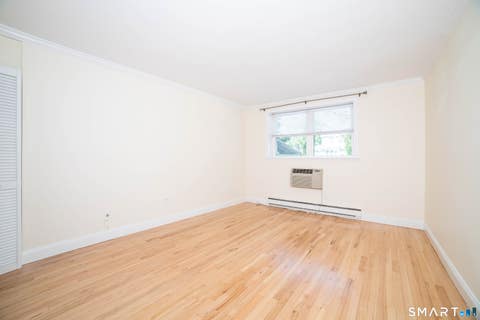 Tiny photo for 637 Cove Road #D5, Stamford, CT 06902 (MLS # 24189334)