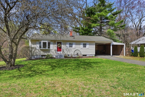 Homes For Sale - 23 Ellis Street<br/> Hartford County, Windsor Locks, CT 06096