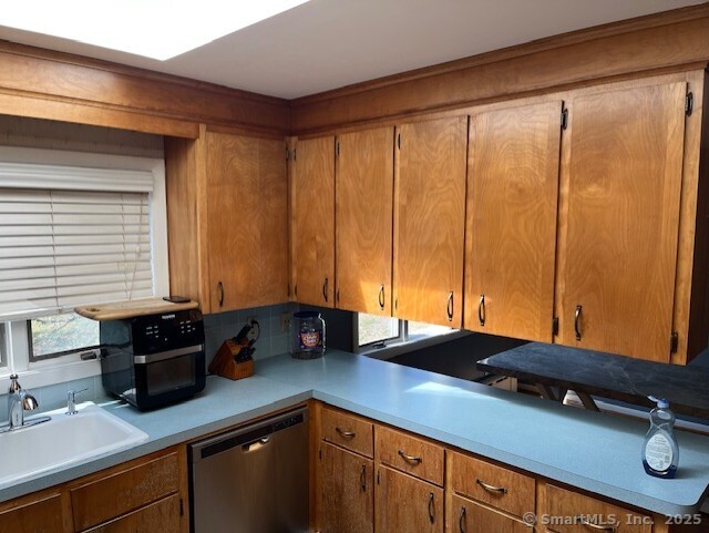 50 Canal Street, Simsbury, Connecticut image 2