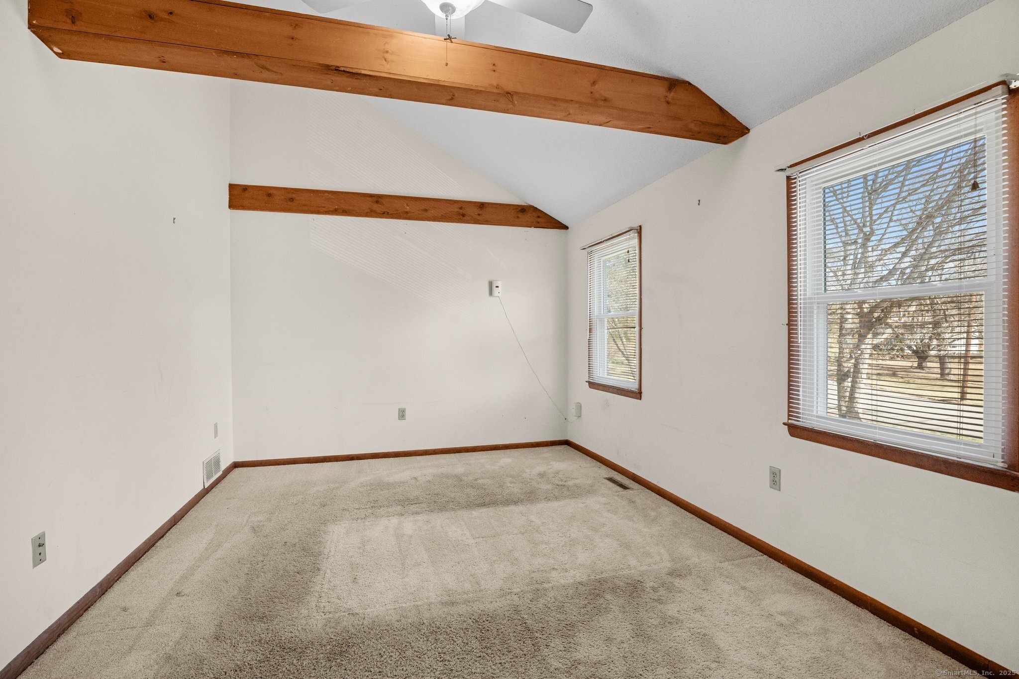 16 Rivaldi Drive, North Branford, Connecticut image 19