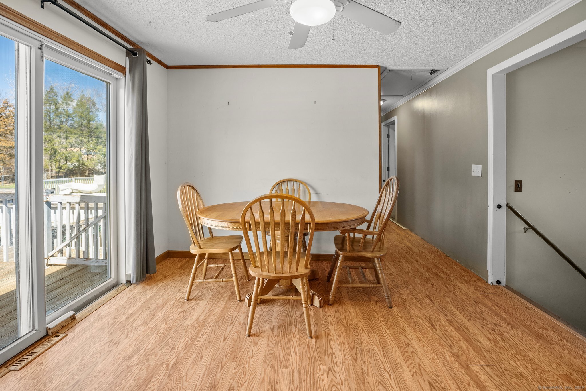 16 Rivaldi Drive, North Branford, Connecticut image 9