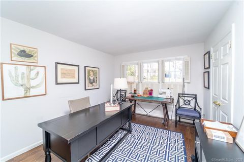 Tiny photo for 143 East Avenue #143, New Canaan, CT 06840 (MLS # 24157010)
