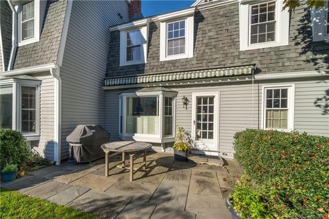 Tiny photo for 143 East Avenue #143, New Canaan, CT 06840 (MLS # 24157010)