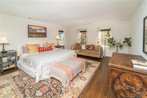 Tiny photo for 143 East Avenue #143, New Canaan, CT 06840 (MLS # 24157010)