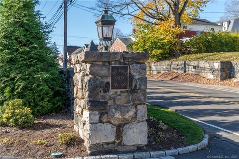 Tiny photo for 143 East Avenue #143, New Canaan, CT 06840 (MLS # 24157010)