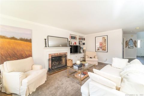 Tiny photo for 143 East Avenue #143, New Canaan, CT 06840 (MLS # 24157010)