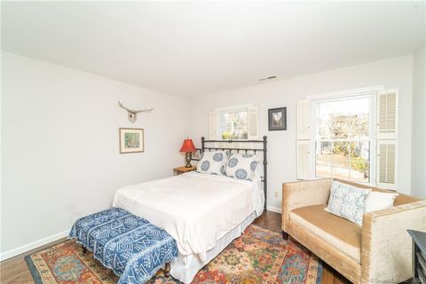 Tiny photo for 143 East Avenue #143, New Canaan, CT 06840 (MLS # 24157010)