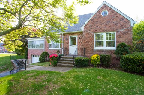 662 Jones Hill Road West Haven CT 06516