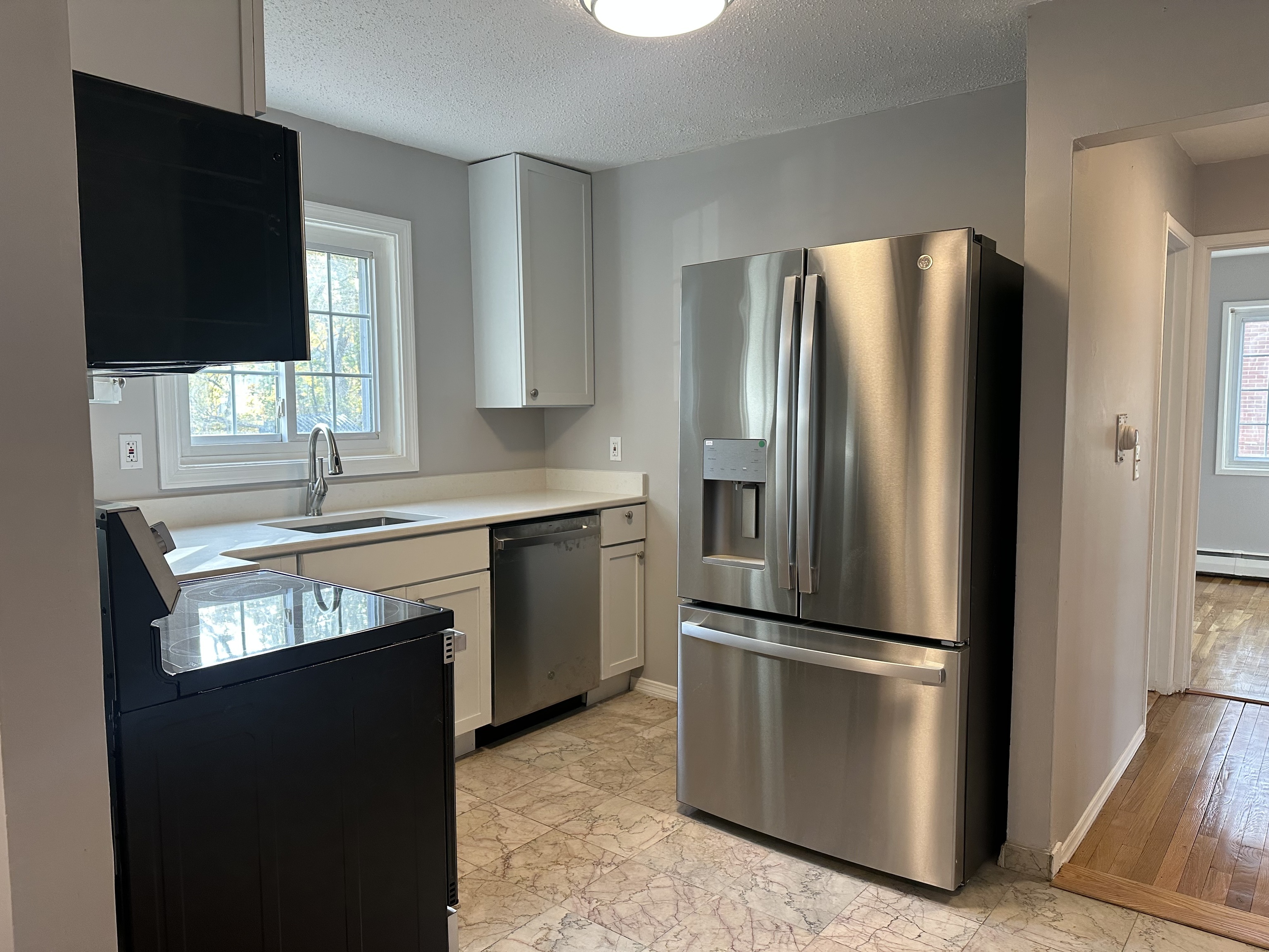 424 Middle Turnpike West APT 5