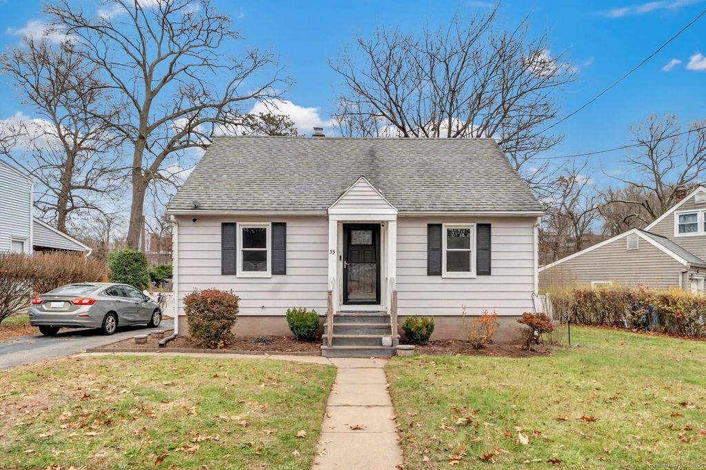 Photo of 53 S Hawthorne Street, Manchester, CT 06040 (MLS # 24143056)