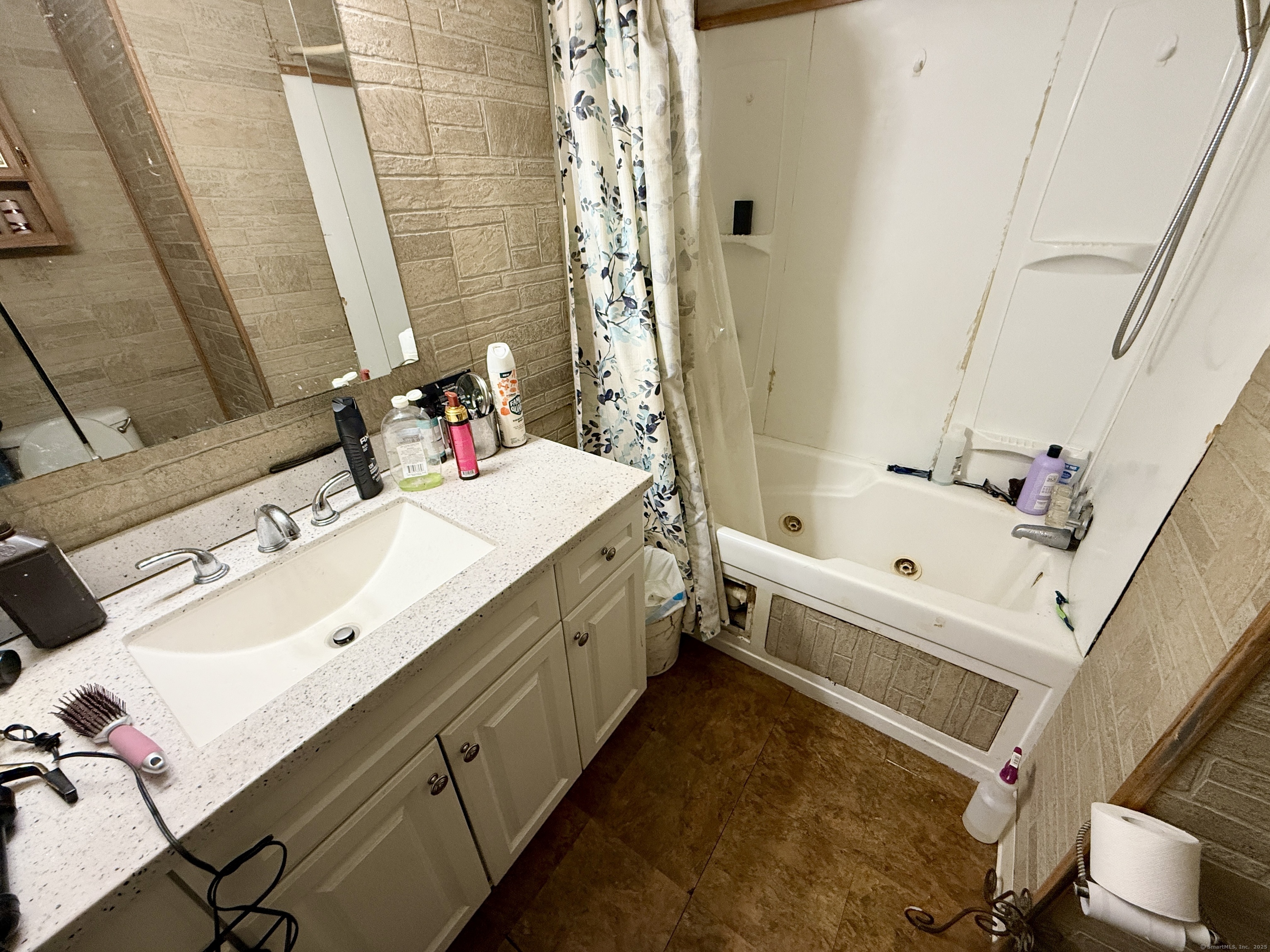 517 Washington Road, Enfield, Connecticut image 10