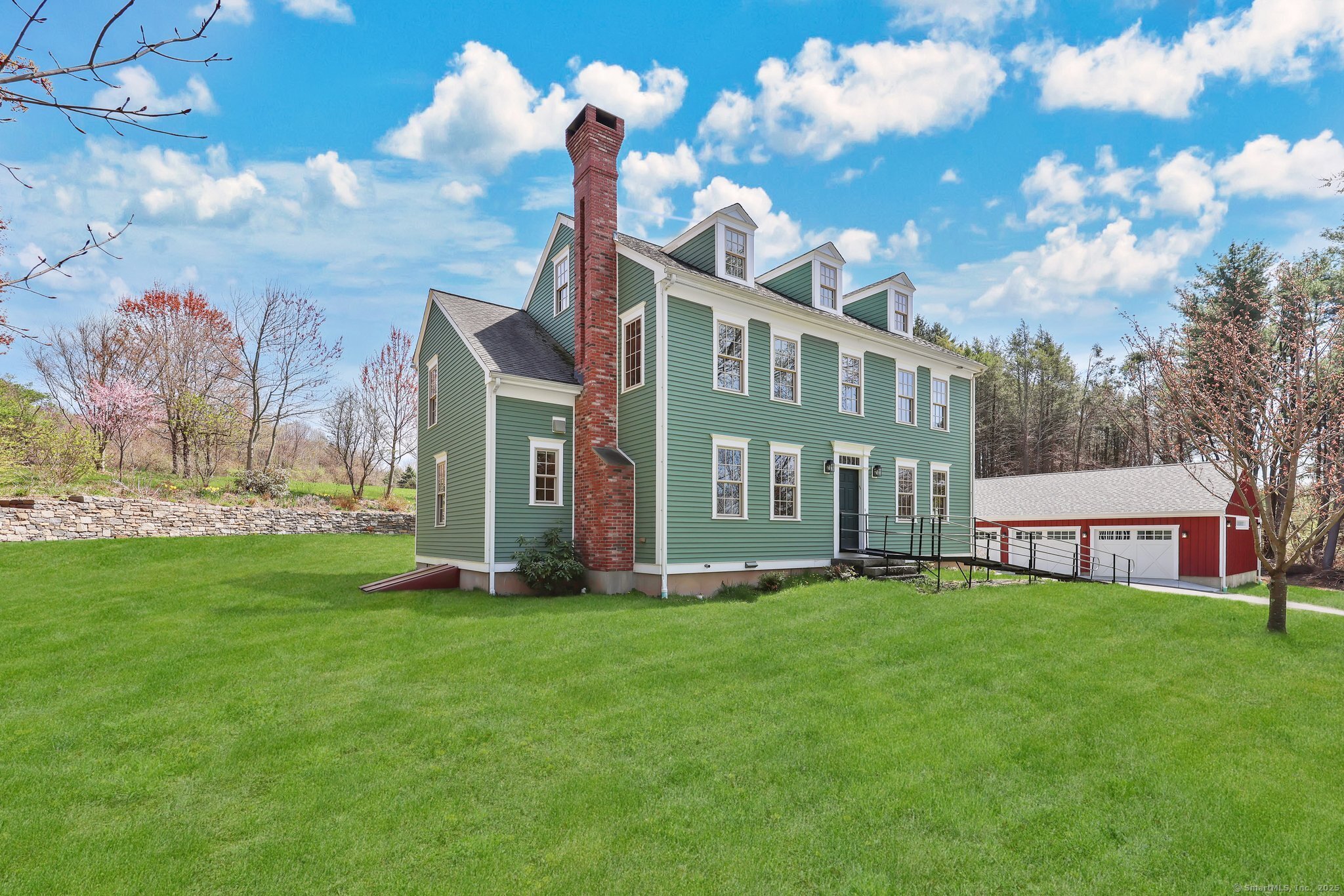 Property for Sale at Tall Timbers Road, Glastonbury, Connecticut - Bedrooms: 4 
Bathrooms: 4.5 
Rooms: 10  - $775,000