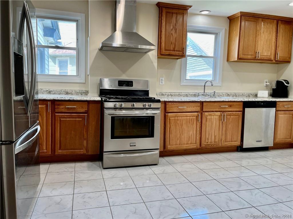 73 Walnut Street, Manchester, Connecticut image 10