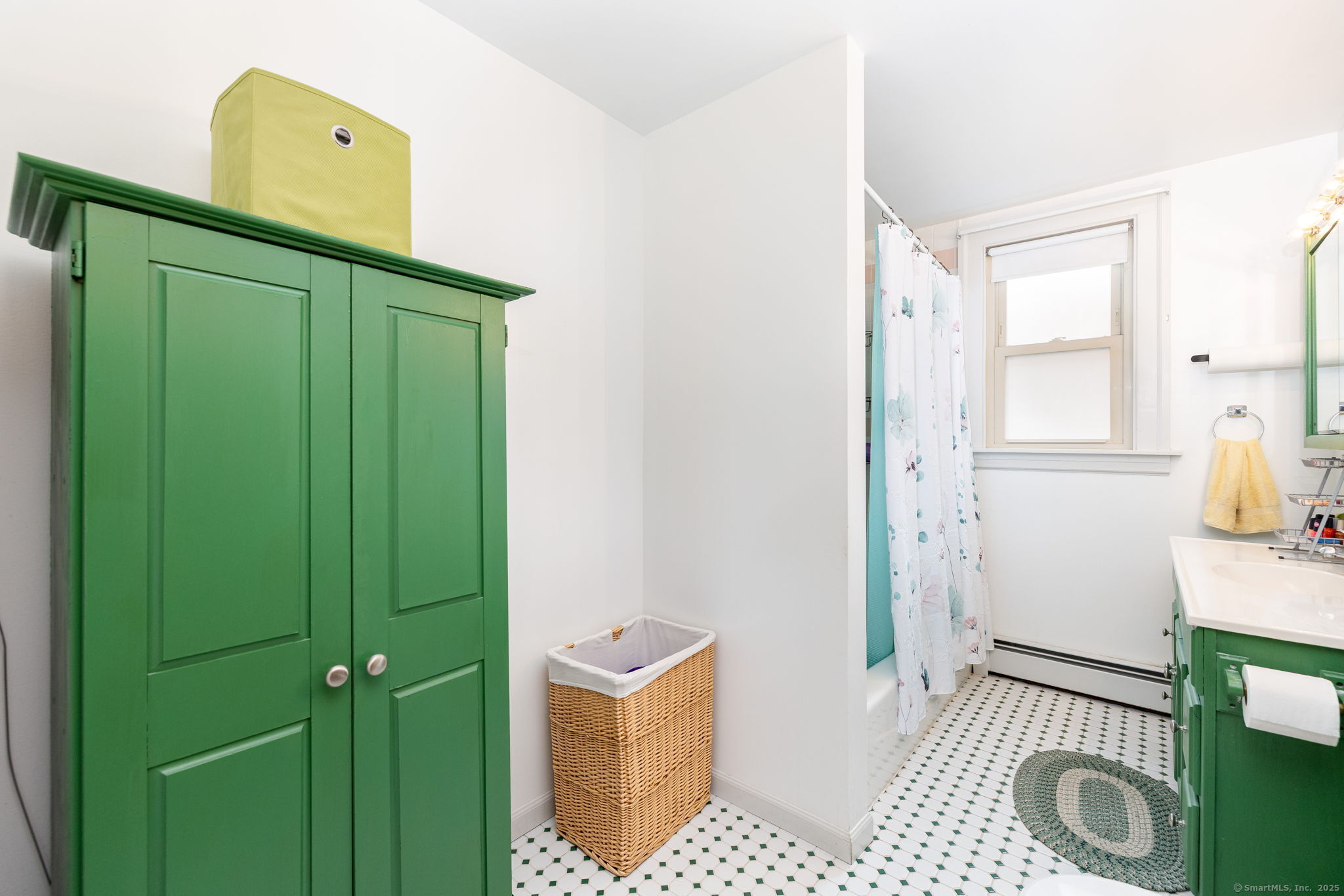 New Britain, Connecticut 06053, United States, 4 Bedrooms Bedrooms, ,2 BathroomsBathrooms,Residential,Coming Soon,205228