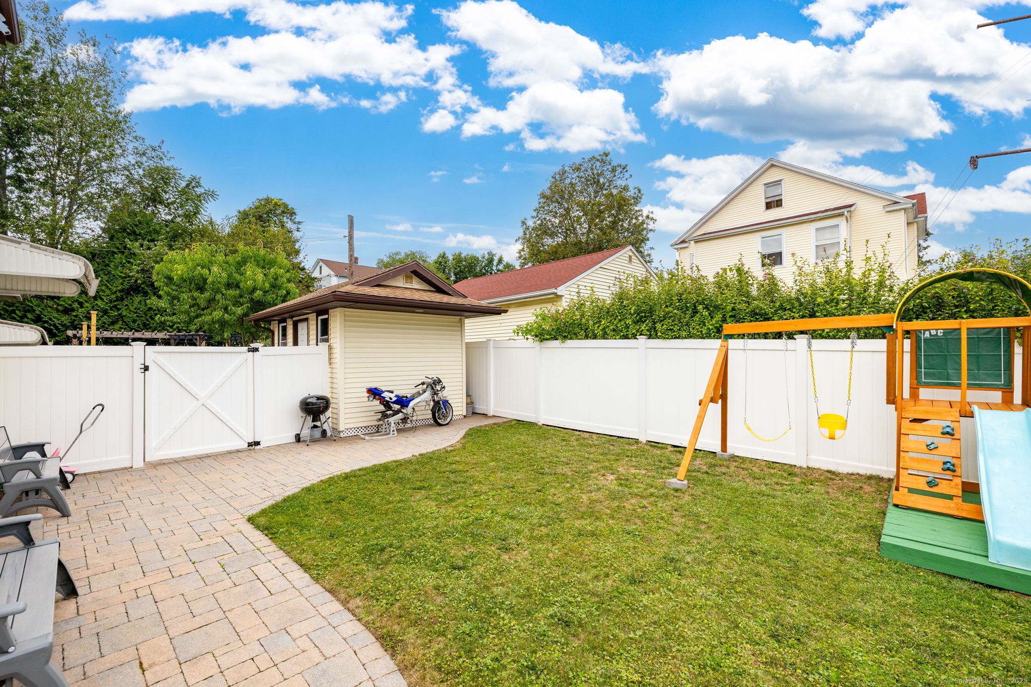 New Britain, Connecticut 06053, United States, 4 Bedrooms Bedrooms, ,2 BathroomsBathrooms,Residential,Coming Soon,205228