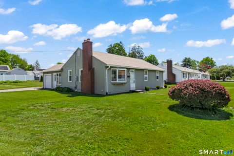 Photo of 5 York Road, Berlin, CT 06037 (MLS # 24175119)
