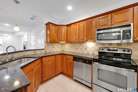 Tiny photo for 95 S Ridge Lane #CG2, Berlin, CT 06037 (MLS # 24155246)