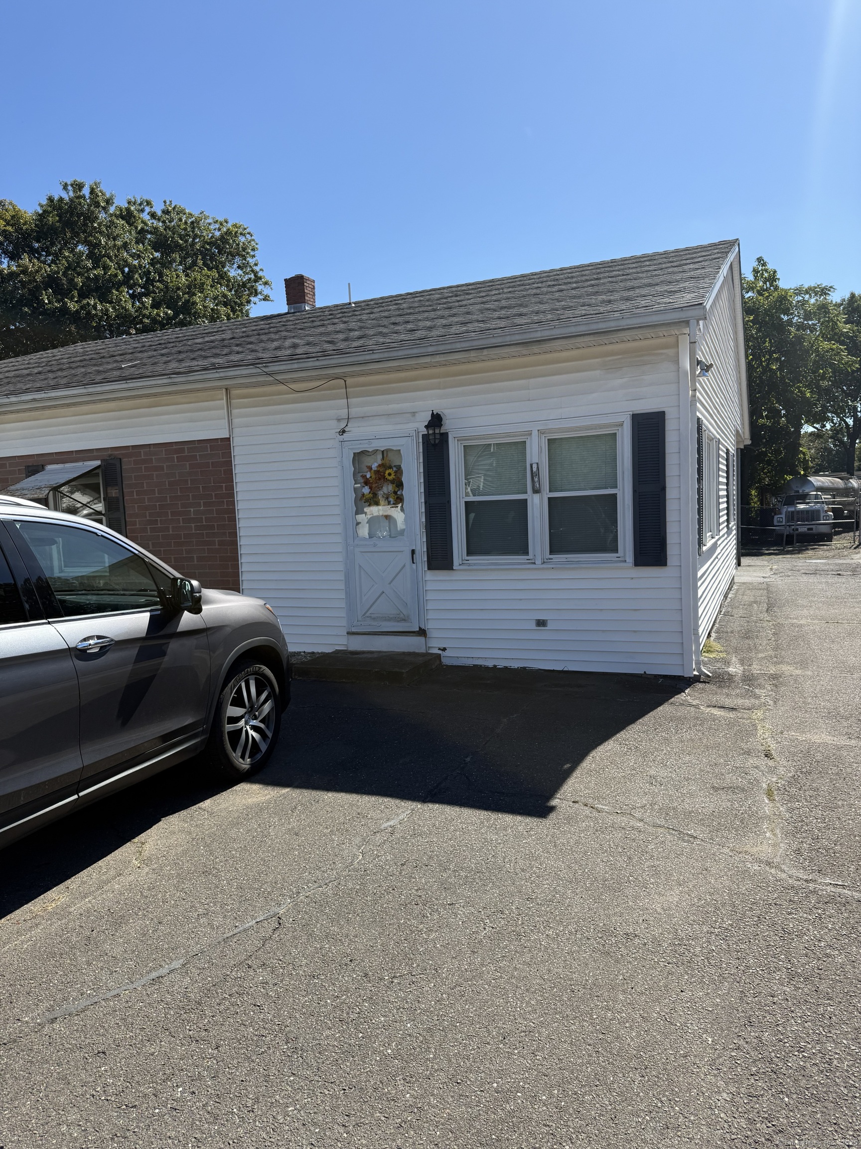 Rocky Hill, Connecticut 06067, United States, 1 Bedroom Bedrooms, ,1 BathroomBathrooms,Residential,Active,220676