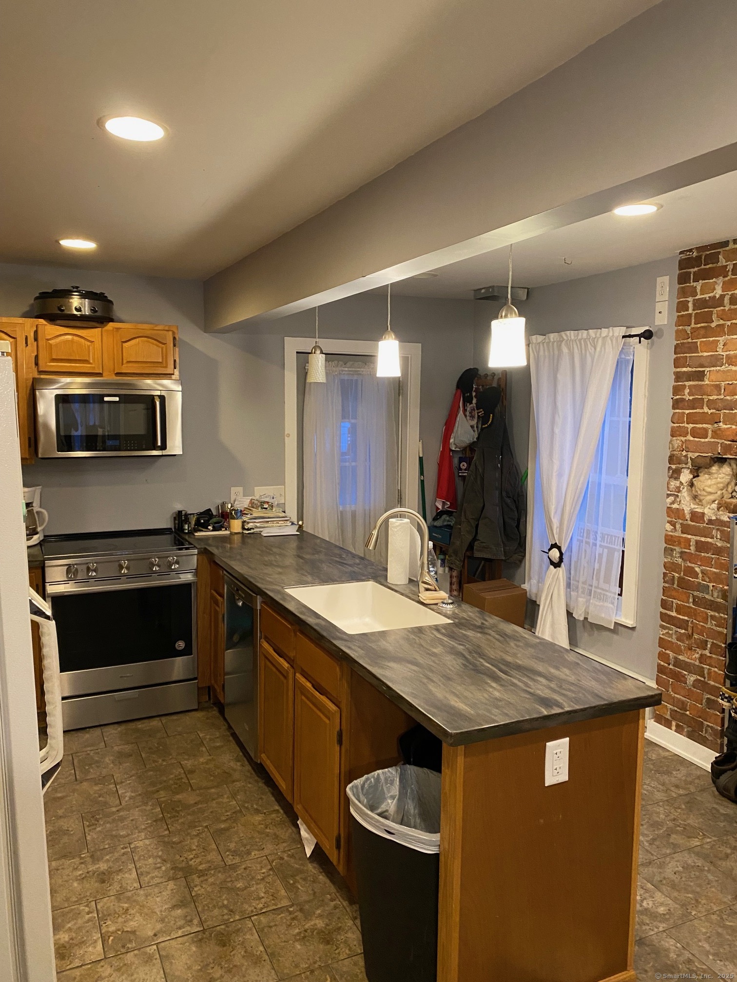 122 Broadway, Norwich, Connecticut image 11