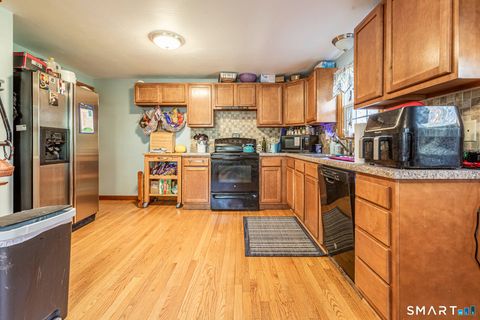 Tiny photo for 146 Union Street, Manchester, CT 06042 (MLS # 24170131)