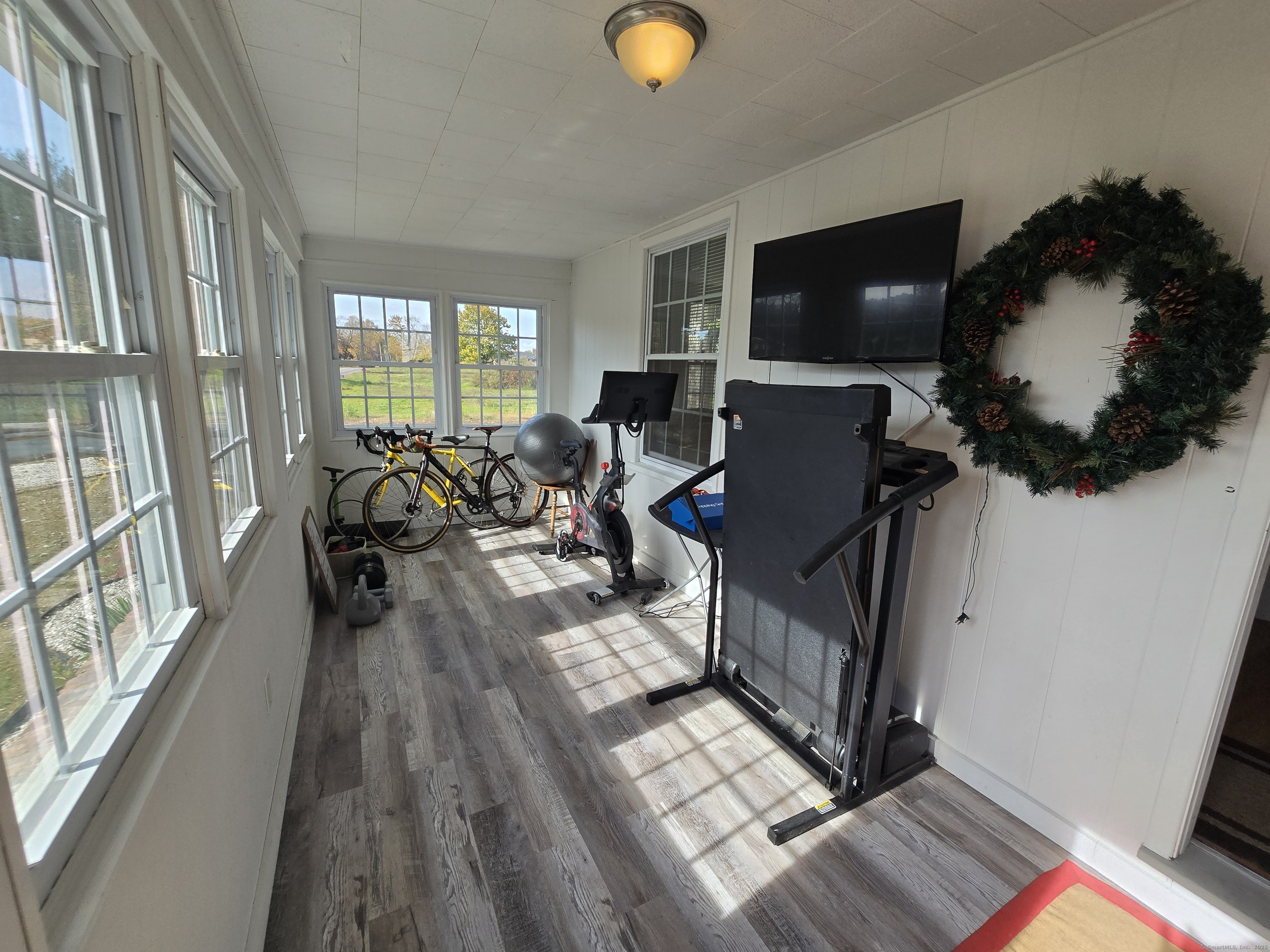 East Windsor, Connecticut 06016, United States, 3 Bedrooms Bedrooms, ,2 BathroomsBathrooms,Residential,Active,228465