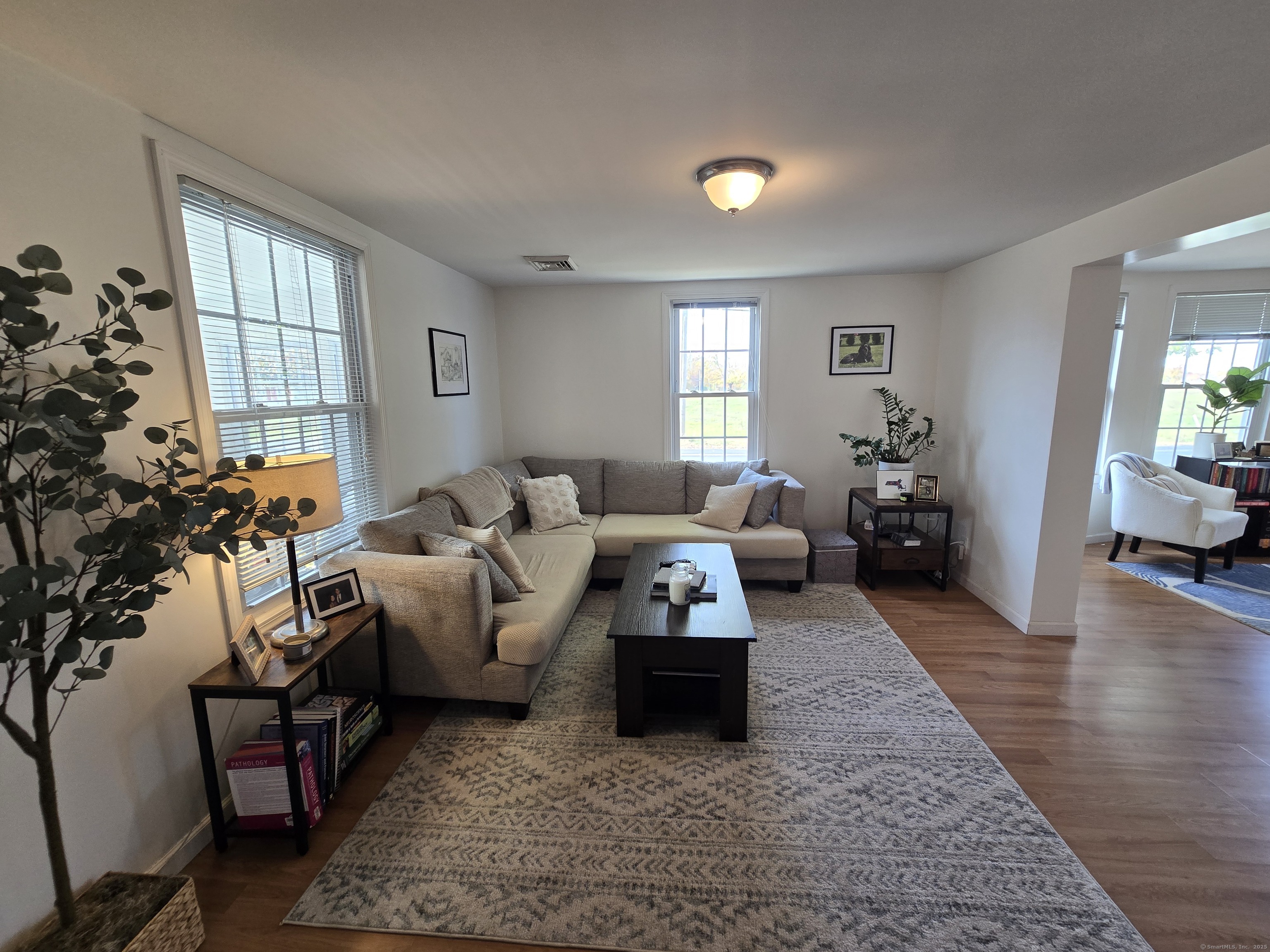 East Windsor, Connecticut 06016, United States, 3 Bedrooms Bedrooms, ,2 BathroomsBathrooms,Residential,Active,228465