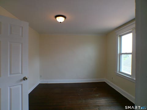 Tiny photo for 1698 North Avenue #3, Bridgeport, CT 06604 (MLS # 24195389)