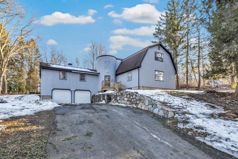MLS: 24076756