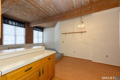Tiny photo for 319 New Britain Road #APT 215, Berlin, CT 06037 (MLS # 24150390)