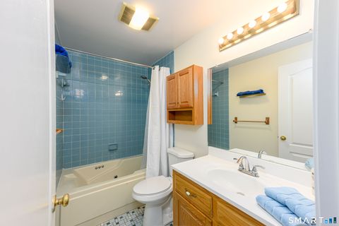 Tiny photo for 319 New Britain Road #APT 215, Berlin, CT 06037 (MLS # 24150390)