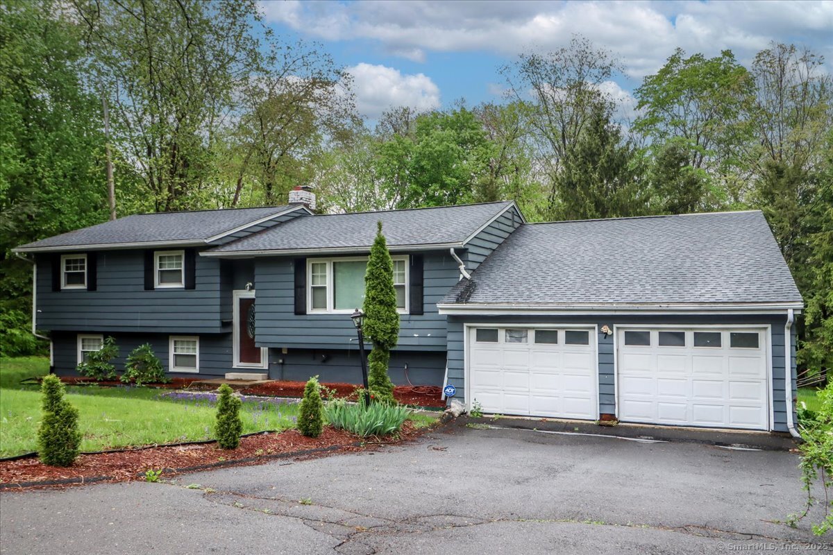 7 Brookdale Lane, Brookfield, Connecticut image 1
