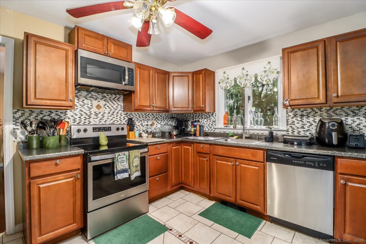 7 Brookdale Lane, Brookfield, Connecticut image 8