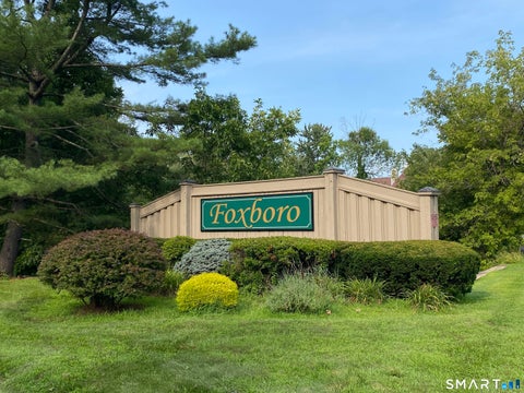 Photo of 81 Fox Run Court #81, Newington, CT 06111 (MLS # 24198282)