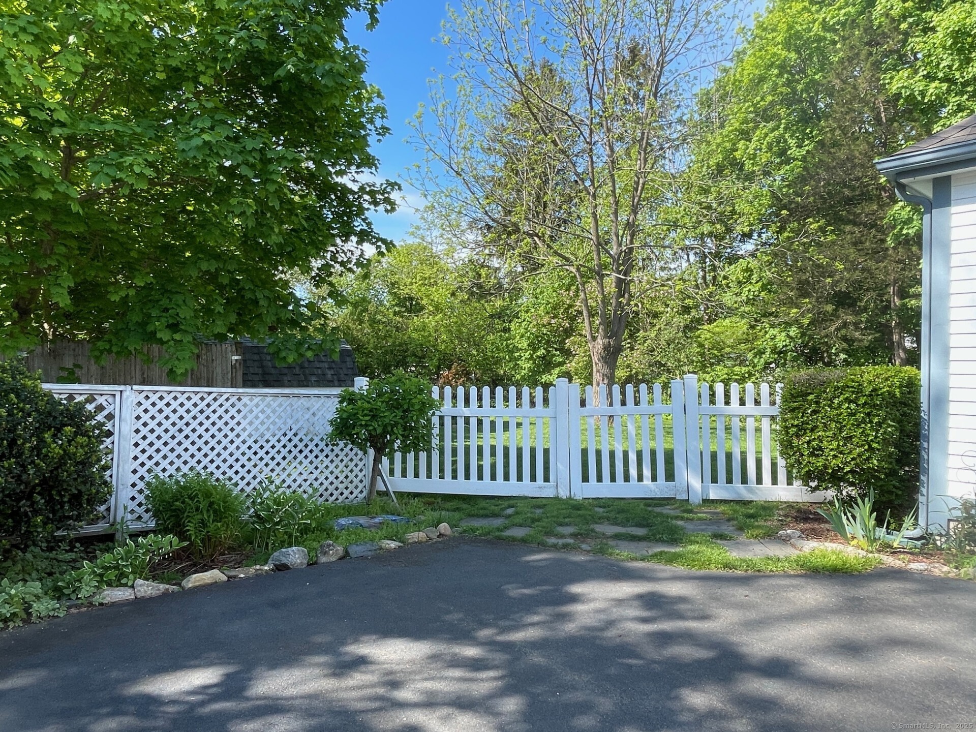 16 North Street, Guilford, Connecticut image 29