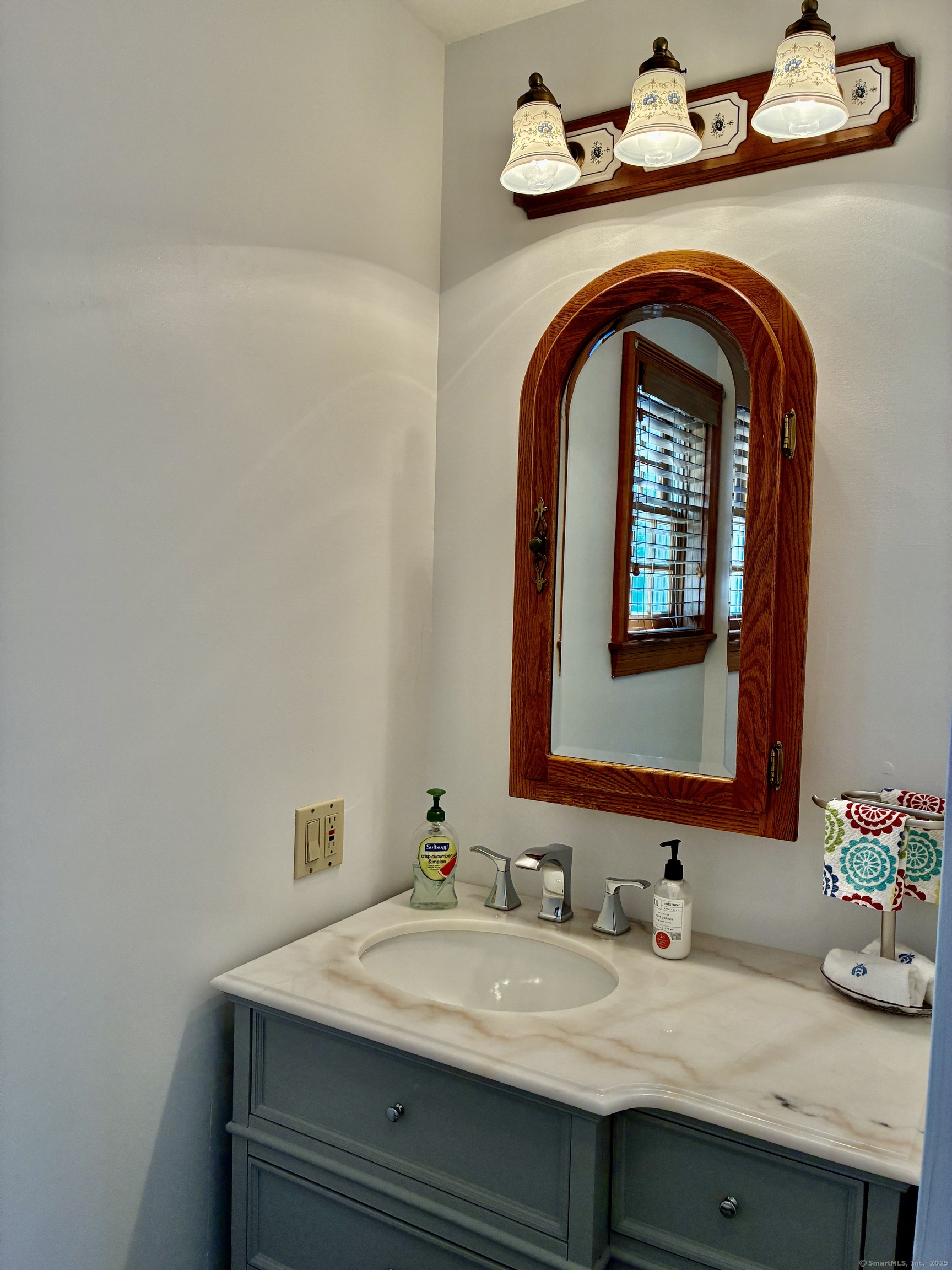 16 North Street, Guilford, Connecticut image 23