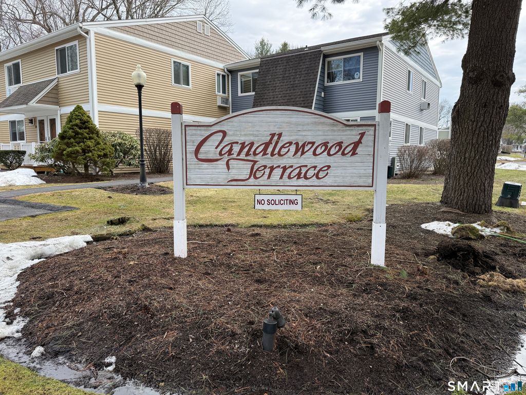 Photo of 6 Rose Lane #3-25, Danbury, CT 06810 (MLS # 24157631)