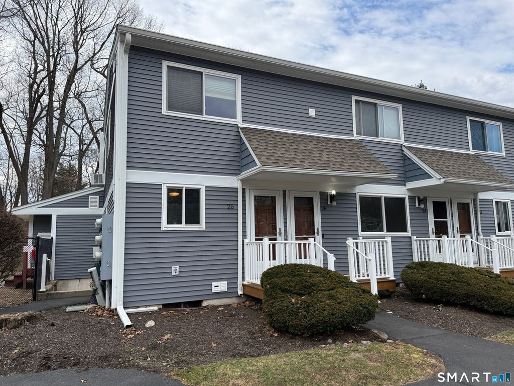 Photo of 6 Rose Lane #3-25, Danbury, CT 06810 (MLS # 24157631)
