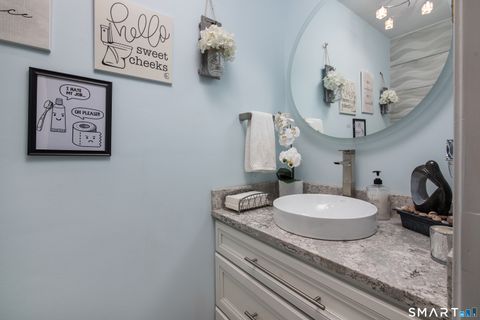 Tiny photo for 600 Washington Avenue #A4, North Haven, CT 06473 (MLS # 24161785)
