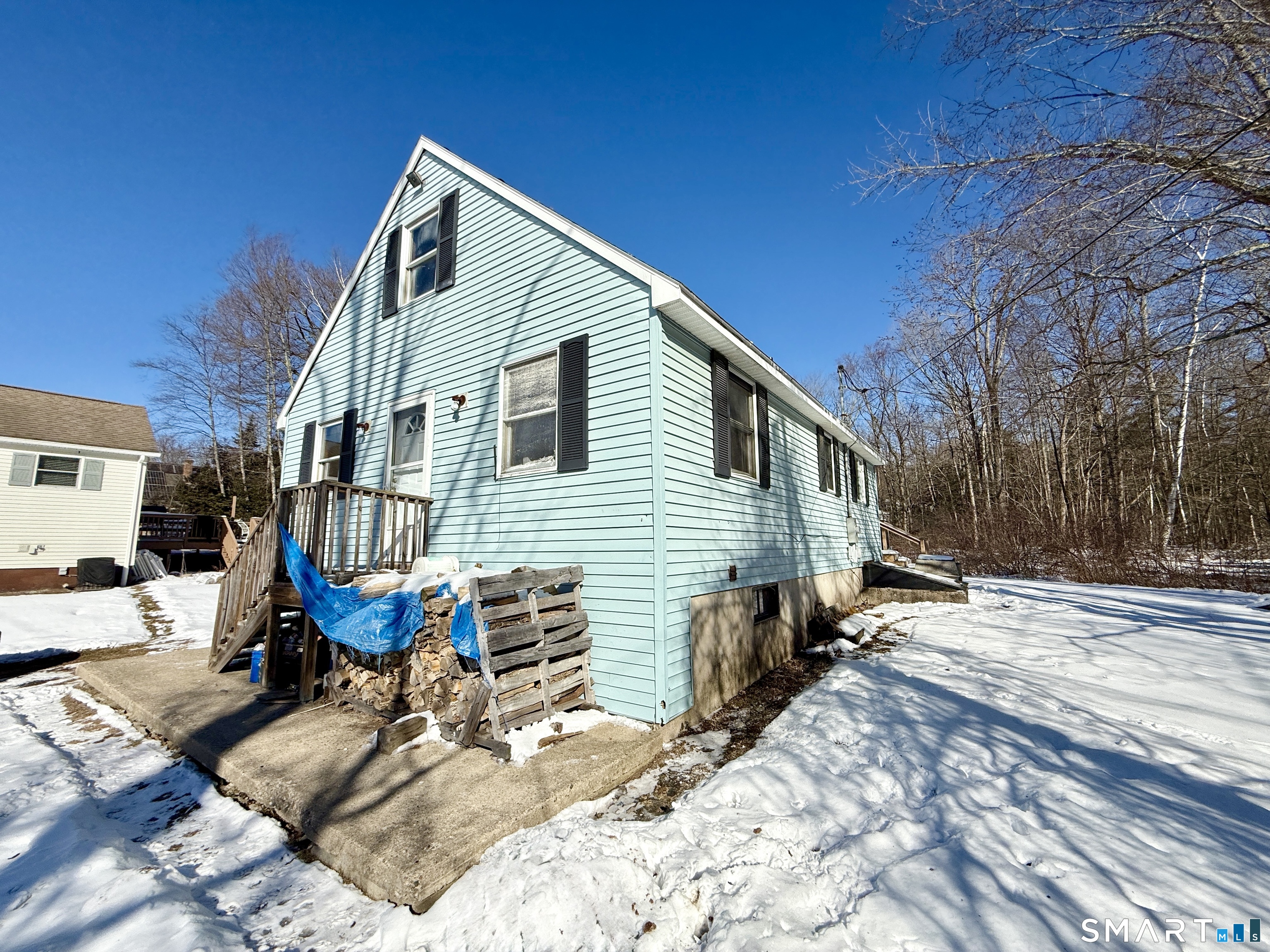 343 East Wakefield Boulevard