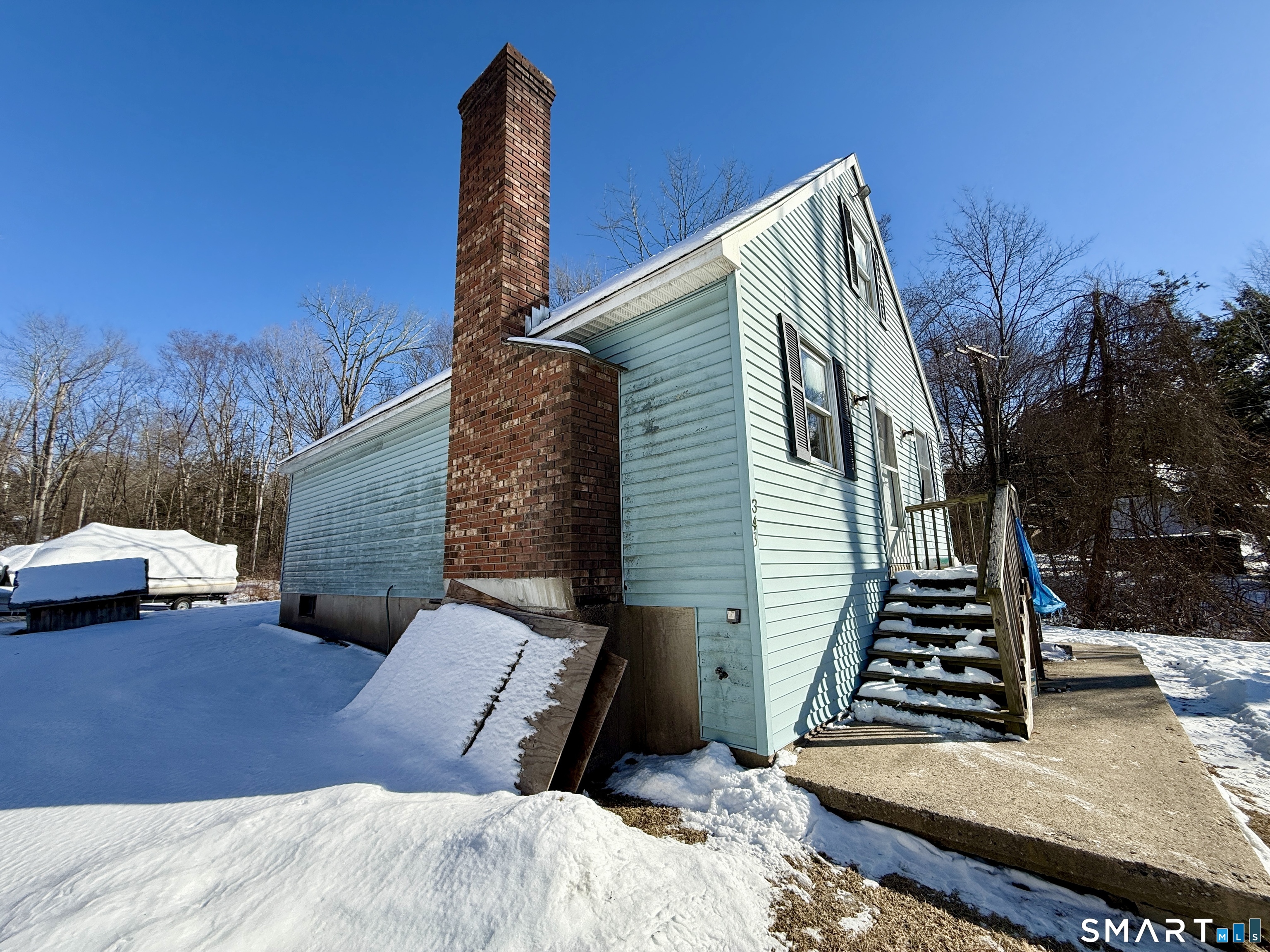 343 East Wakefield Boulevard