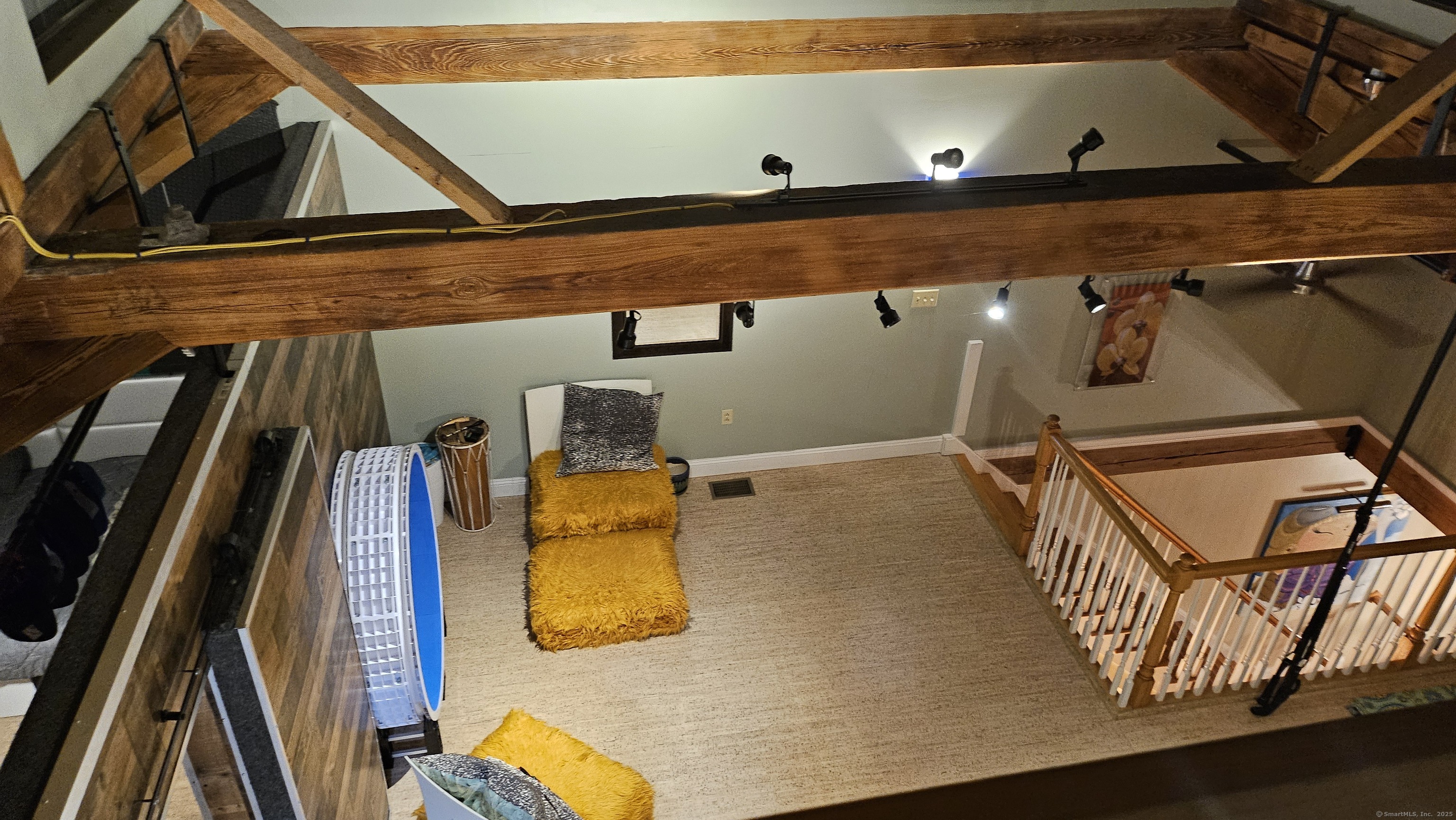 33 mechanic Street 203