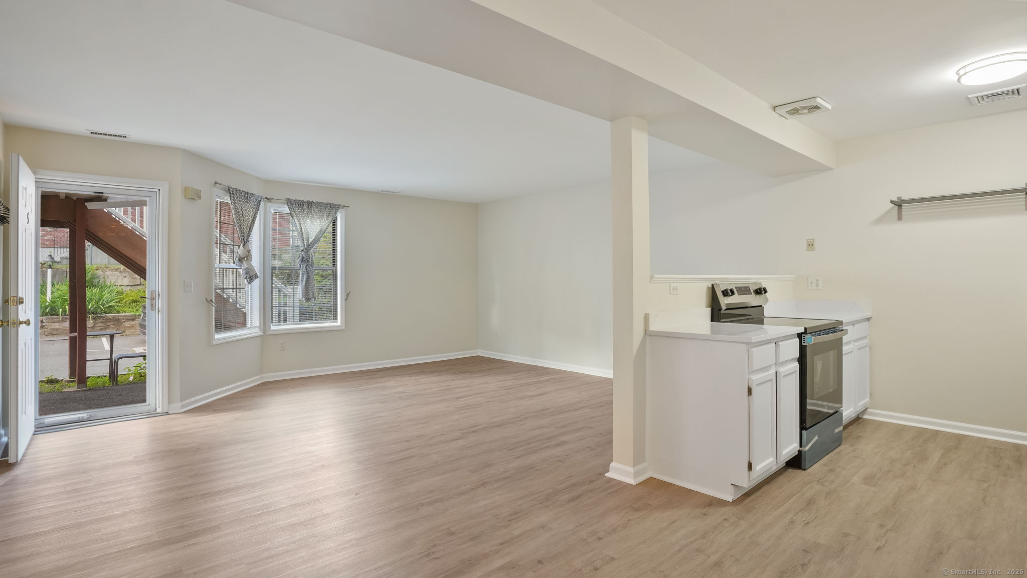 50 Stuart Avenue B1