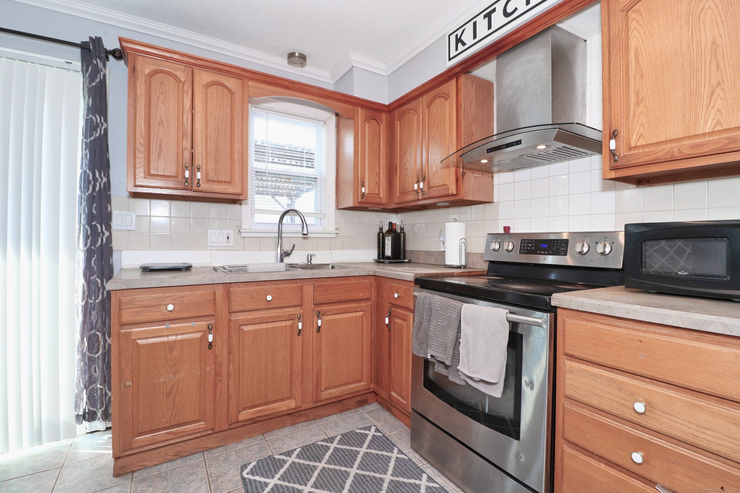 62 Brookfield Road, Waterbury, Connecticut image 8