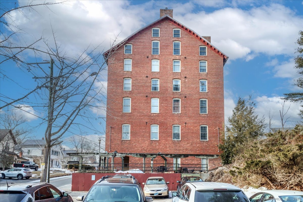 65 West Street #APT 205, New Milford, Connecticut image 28