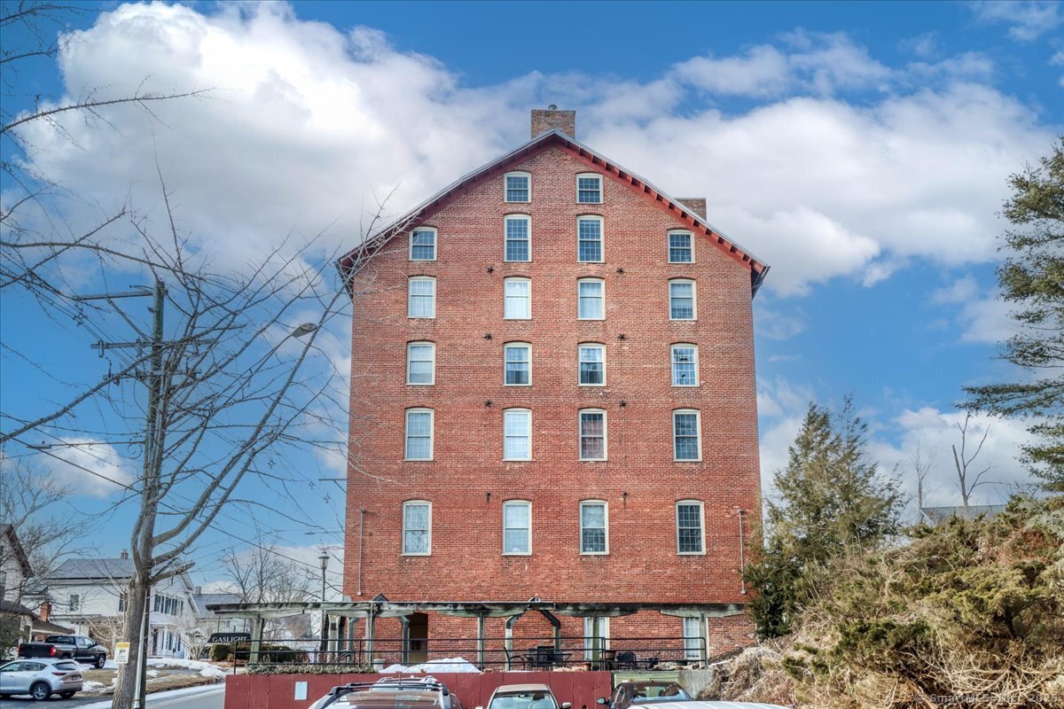 65 West Street #APT 205, New Milford, Connecticut image 30
