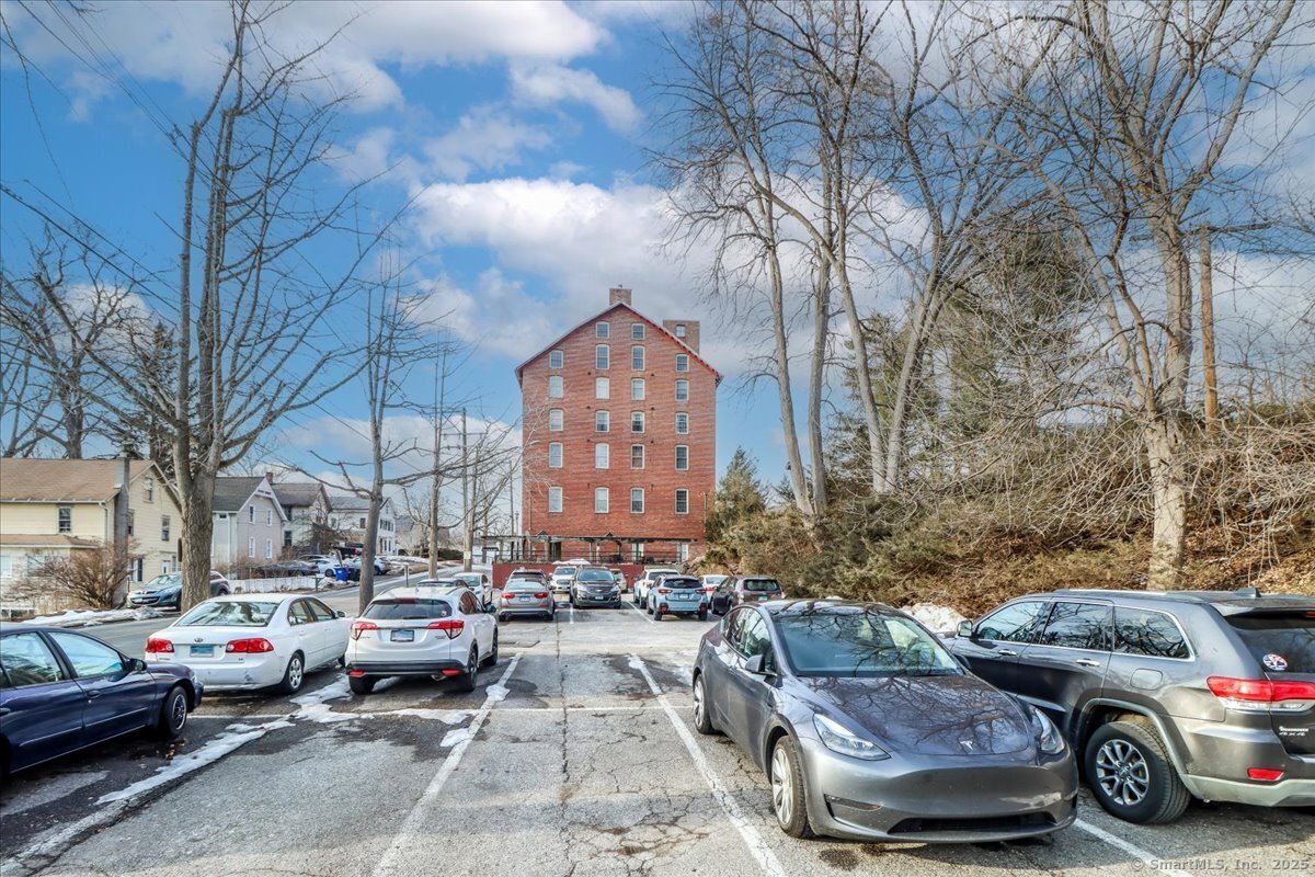 65 West Street #APT 205, New Milford, Connecticut image 25