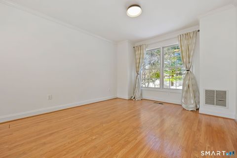 Tiny photo for 2 Village Court #2, Wilton, CT 06897 (MLS # 24153601)