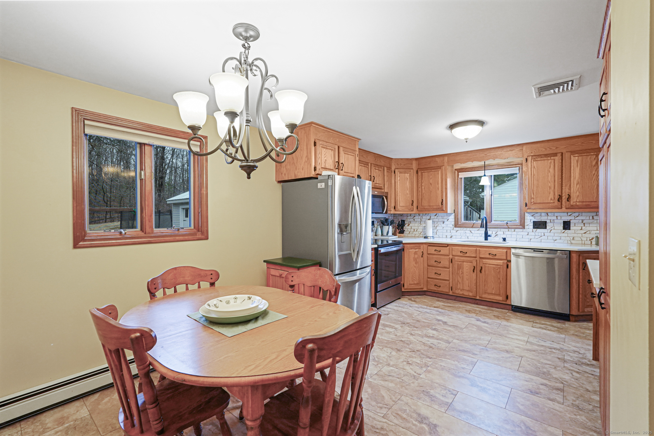 29 Whittemore Road, Thompson, Connecticut image 9